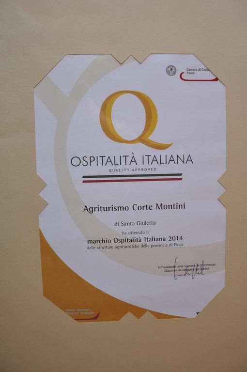 Villa Agriturismo Corte Montini Santa Giuletta Exterior foto