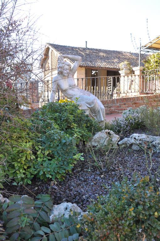 Villa Agriturismo Corte Montini Santa Giuletta Exterior foto
