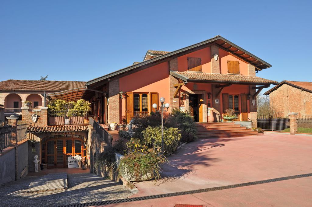 Villa Agriturismo Corte Montini Santa Giuletta Exterior foto