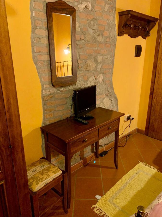 Villa Agriturismo Corte Montini Santa Giuletta Exterior foto